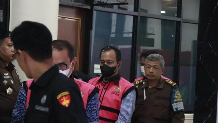 Kejagung menahan enam tersangka korupsi dana pensiun di PT Pelindo (dok. Istimewa)