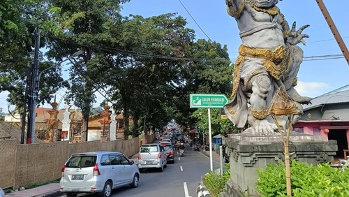 Operator Pelabuhan Sanur akan memperketat jadwal keberangkatan kapal demi mengurangi kemacetan di sekitar Jalan Bypass Ngurah Rai.