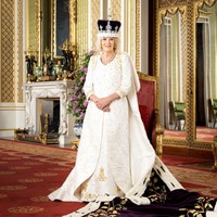 Seperti dikutip dari Just Jared, Ratu Camilla diperkirakan memiliki kekayaan sebesar US$ 5 juta atau sekitar Rp 90 miliar. Ia menikah dengan Raja pada tahun 2005 dan secara resmi menjadi Ratu saat penobatan pada tahun 2023. Foto: Hugo Burnand/Royal Household 2023/REUTERS