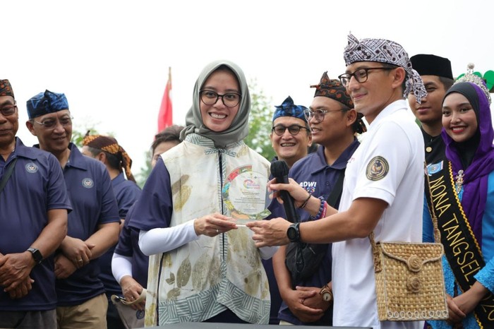 Kerajinan-Suasana Asri Kampung Keranggan Tangsel Bikin Sandiaga Takjub