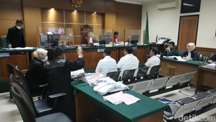 Lanjutan sidang kasus gratifikasi eks Kepala BPN Lebak Ady Muchtadi