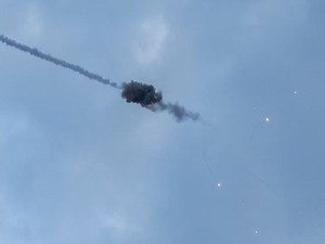 Rentetan Ledakan Guncang Ibu Kota Ukraina, Sirene Meraung-raung!