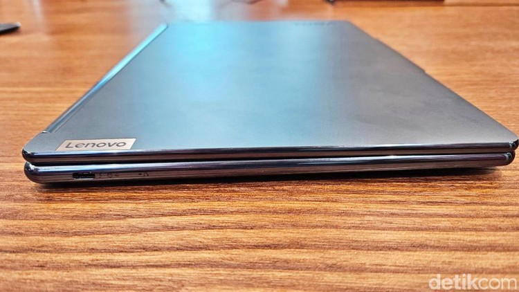 Lenovo Yoga Book 9i