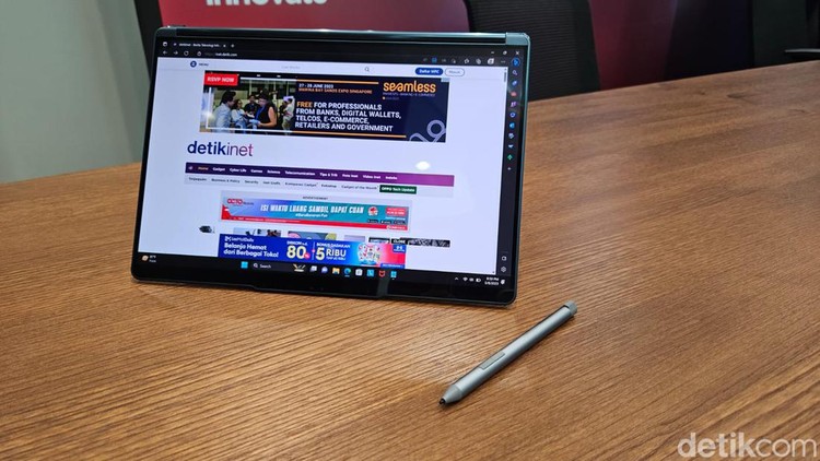 Lenovo Yoga Book 9i
