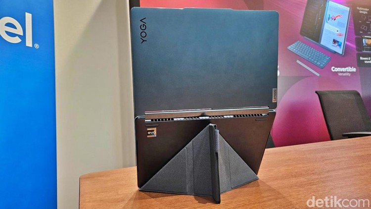 Lenovo Yoga Book 9i