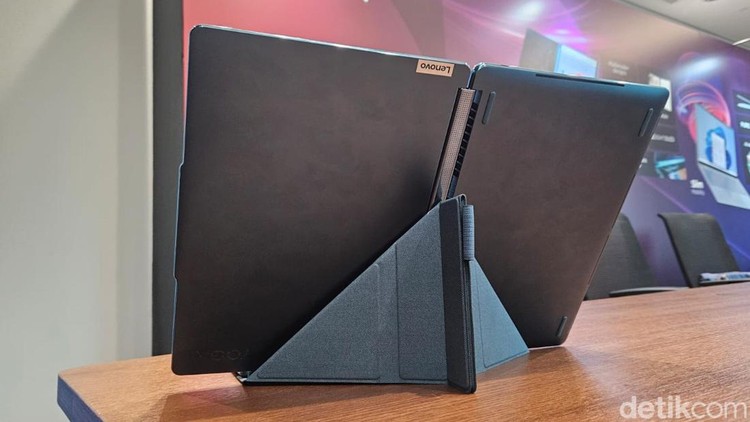 Lenovo Yoga Book 9i