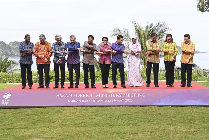 Sebelum berlangsung pettrmuan tingkat tinggi para pemimpin negara anggota ASEAN, Para menteri luar negeri dari negara-negara Asia Tenggara melakukan pertemuan dalam rangkaian KTT ASEAN 2023, di Labuan Bajo, Nusa Tenggara Timur, Selasa (9/5/2023).