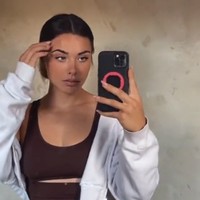 Melihat kemampuannya yang berkendara, banyak orang yang juga ingin dibonceng oleh Nev. Tak hanya pria, wanita pun mengaguminya dan ingin ikut motoran bersama. Aku tidak mengerti tren BikeTok ini tapi aku dan suamiku suka berkendara,Foto: Instagram/TikTok Nev