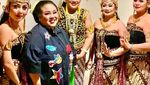 Momen Keluarga Nunung Saat Makan Bersama dan Belanja ke Pasar