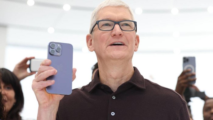 PHK Akan Jadi Pilihan Terakhir, Bos Apple Beri Penjelasan Perusahaan teknologi lain sudah memberhentikan ribuan karyawan atau PHK. Namun, Apple justru belum melakukan PHK besar-besaran.