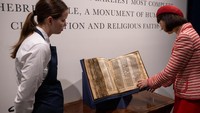Setelah dipamerkan selama sepekan, Codex Sassoon akan dilelang di New York dengan perkiraan harga antara US$ 30 juta hingga US$ 50 juta (setara Rp760 miliar).  