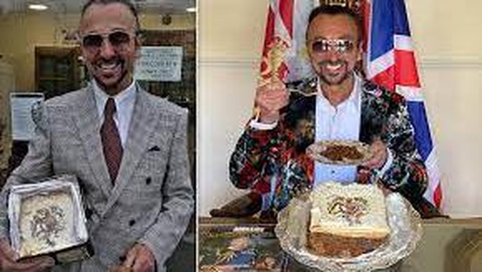 Pria Ini Nekat Makan Kue Pengantin Raja Charles dan Putri Diana Berusia 42 Tahun