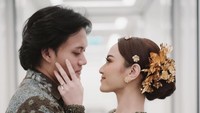 Satu Tuju, begitu tulisan keterangan dalam unggahan di Instagram Rizky Febian dan Mahalini. Foto: instagram Rizky Febian