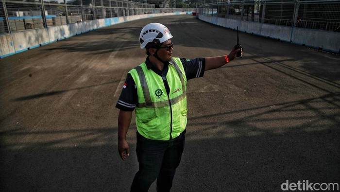 Sirkuit Ancol Siap Digaspol Pebalap Formula E Jakarta E-Prix 2023 akan kembali digelar, 3-4 Juni 2023 mendatang. Sirkuit Ancol, Jakarta Utara, untuk ajang itu sudah rampung 100 persen.