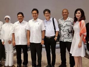 Sonia Wibisono-Puluhan Dokter Nyanyikan Indonesia Sehat Semangati Tenaga Medis