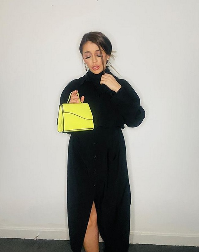 Meski Instagramnya menampilkan foto OOTD, namun Tareena mengaku tidak berusaha menjadi influencer. Dia hanya ingin menunjukkan kepada orang lain bahwa dia bisa bangkit dari keterpurukan. Foto: dok. Instagram/ dok. Instagram/@tareena.shakil