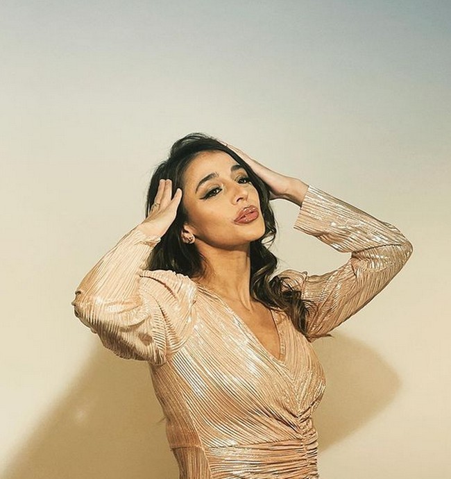 Wanita yang kini berusia 35 tahun itu kembali menemukan jati dirinya setelah keluar dari penjara pada 2019. Tareena tidak lagi mengenakan hijabnya. Foto: dok. Instagram/ dok. Instagram/@tareena.shakil