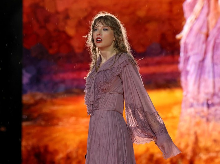 NASHVILLE, TENNESSEE - MAY 07: EDITORIAL USE ONLY Taylor Swift performs onstage for night three of Taylor Swift | The Eras Tour  at Nissan Stadium on May 07, 2023 in Nashville, Tennessee. (Photo by John Shearer/TAS23/Getty Images for TAS Rights Management)