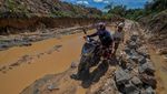 Bingkai Sepekan: Jalan Rusak di RI Capai Ribuan Kilometer, Nggak Cuma Lampung