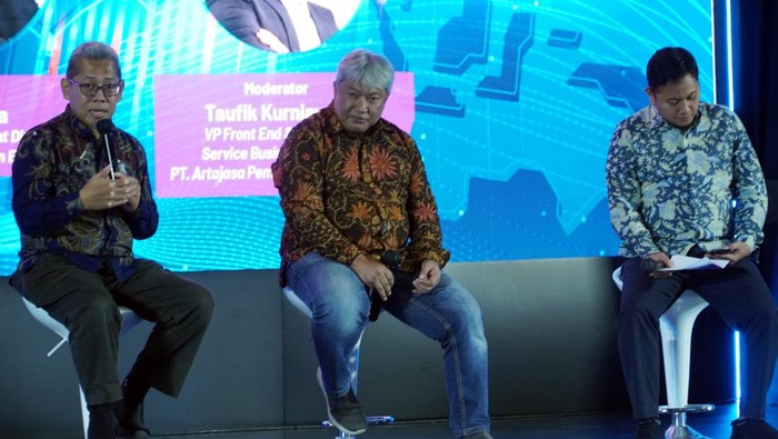 Hadirnya layanan QR Antarnegara turut melibatkan sejumlah lembaga keuangan guna mendorong pembayaran yang lebih cepat, murah, dan lebih inklusif bagi UMKM.