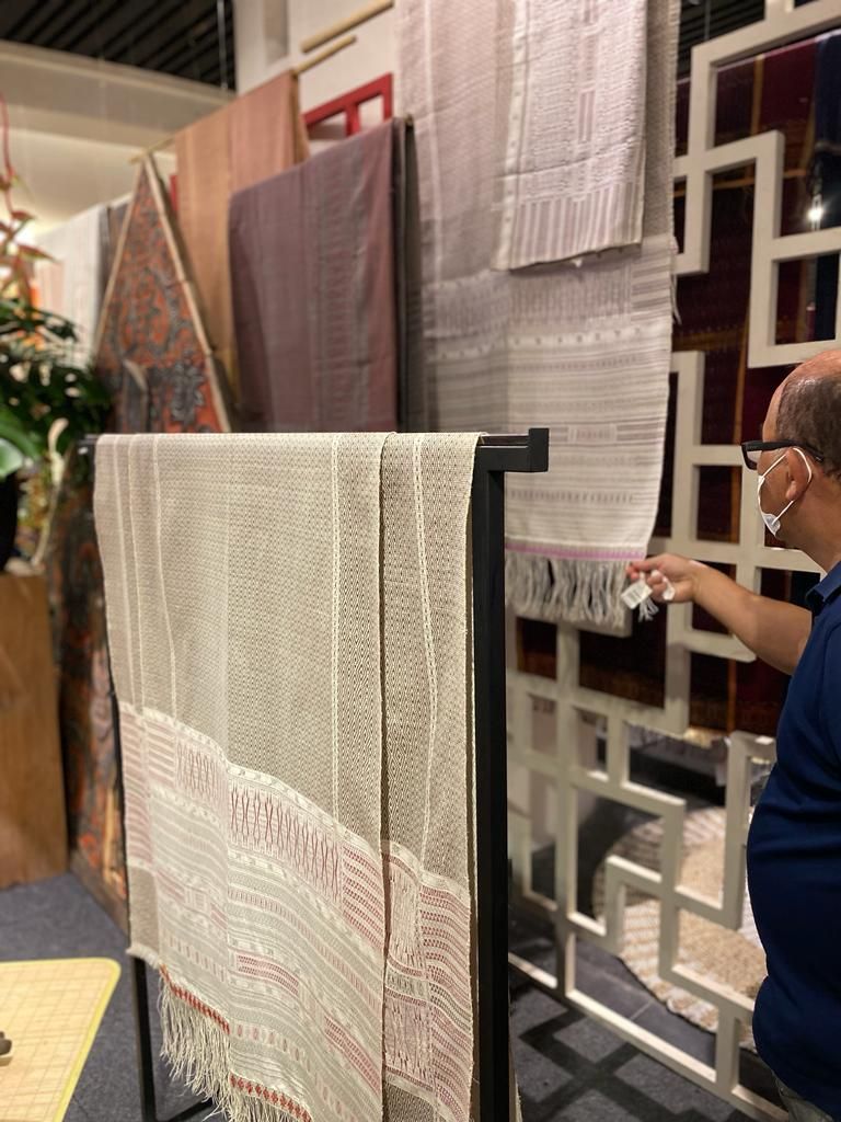 Ulos Karya Torang Sitorus Ulos Karya Torang Sitorus