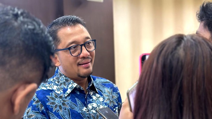 Upaya Mendorong Percepatan Transisi dan Pemanfaatan Energi Berkelanjutan Upaya Mendorong Percepatan Transisi dan Pemanfaatan Energi Berkelanjutan