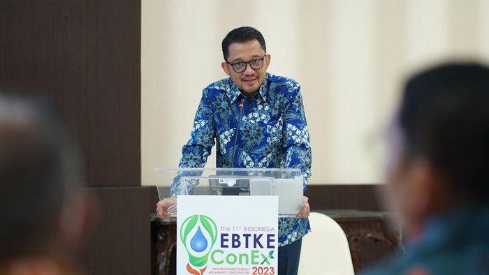 Upaya Mendorong Percepatan Transisi dan Pemanfaatan Energi Berkelanjutan Upaya Mendorong Percepatan Transisi dan Pemanfaatan Energi Berkelanjutan