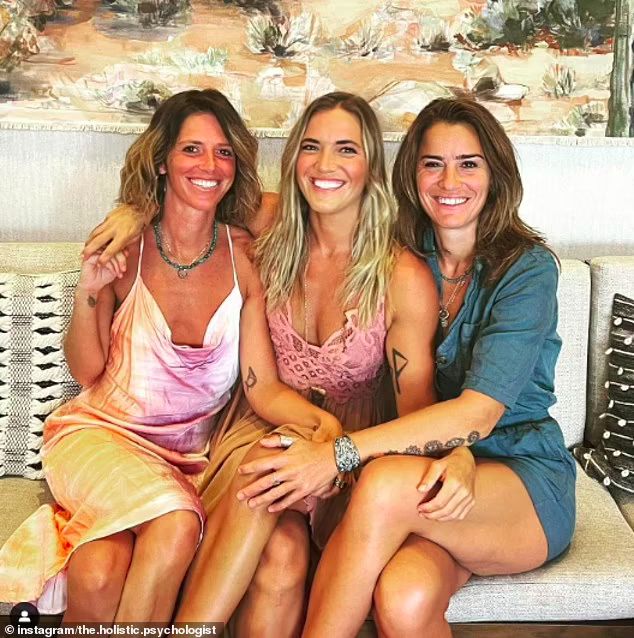 Dr Nicole LePera Dr Nicole LePera