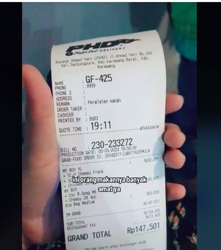 Driver ojol ditemani istri