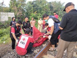 Seorang Nenek Tewas Tertabrak Kereta Api di Wonotolo Sragen