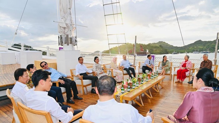 Jokowi dan Para Pemimpin ASEAN di Labuan Bajo
