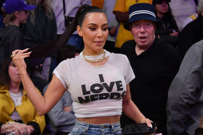 Kim Kardashian Tidak Mau Bicara dengan Bianca Censori yang Kontroversial