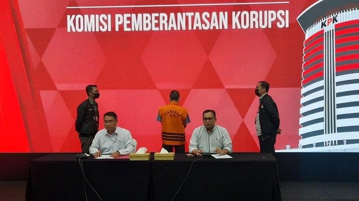 Konpers penahanan tersangka korupsi proyek jalan di Bengkalis