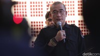 Komisi Pemilihan Umum (KPU) bersama Badan Pengawas Pemilu (Bawaslu) dan Dewan Kehormatan Penyelenggara Pemilu (DKPP) menggelar forum tripartit. Hasil dari forum tersebut, KPU akan merubah Pasal 8 PKPU Nomor 10 Tahun 2023. Hasyim menuturkan perubahan pasal tersebut akan segera dikonsultasikan kepada DPR RI.