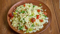 Wali wa kukaanga. Ini adalah jawaban Kenya untuk nasi goreng dan diterjemahkan hanya dalam bahasa Swahili. Sajian ini dihidangkan bersama daging atau hanya nasi saja.