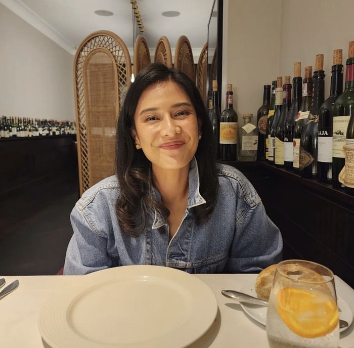 Makin Cantik, Ini Gaya Dian Sastro Saat Jadi Dosen hingga Kulineran Makin Cantik, Ini Gaya Dian Sastro Saat Jadi Dosen hingga Kulineran