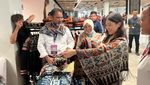 Momen Erick Thohir Borong Dagangan UMKM di Labuan Bajo