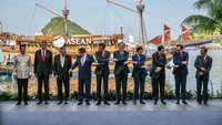Adapun pimpinan negara yang hadir yakni Perdana Menteri (PM) Kamboja Hun Sen, PM Timor Leste Taur Matan Ruak, PM Vietnam Pham Minh Chinh, PM Malaysia Anwar Ibrahim, PM Laos Sonexay Siphandone, Presiden Filipina Ferdinand R. Marcos Jr, PM Singapura Lee Hsien Loong, dan Sultan Brunei Darussalam Hassanal Bolkiah. (AP Photo/Bay Ismoyo)