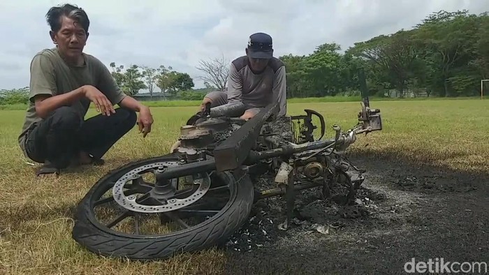 Motor jambret di Pasuruan dibakar massa