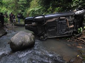 Diduga Salah Injak Gas, Lansia Belajar Nyetir di Klaten Masuk Jurang