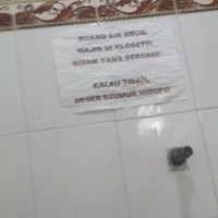 Yang bikin peringatannya benar-benar tega deh. Masa sampai didoain beser seumur hidup. Foto: Twitter/@txtdarikostan