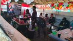 Silaturahmi Satgas Yonif Raider 200/BN dengan Masyarakat di Jayawijaya