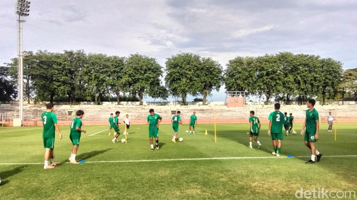 Persebaya latihan perdana