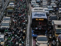 Penyumbang Polusi Tertinggi, Motor Masih Jadi Pilihan Paling Efisien