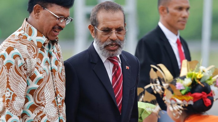 Potret PM Timor Leste Pertama Kali Hadir di KTT ASEAN East Timorese Prime Minister Taur Matan Ruak arrives at the 42nd ASEAN Summit in Labuan Bajo, East Nusa Tenggara province, Indonesia, Wednesday, May 10, 2023. (Willy Kurniawan/Pool Photo via AP)