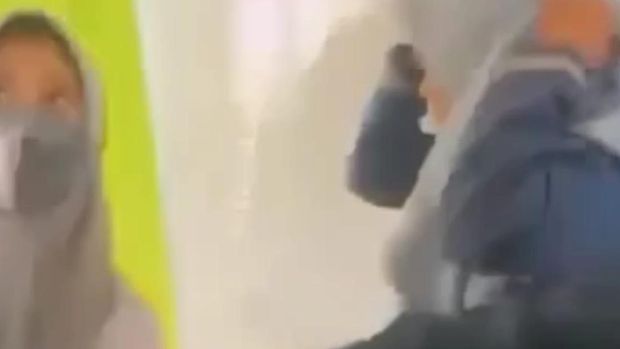 Tangkapan layar siswi MAN 2 Makassar dibully rekannya.