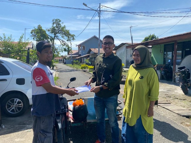 Andre Rosiade Beri Bentor-Modal Usaha ke Penjual Ikan di Seberang Padang