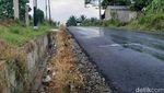 Penampakan Aspal Jalan di Medan yang Terkelupas Diinjak Kadis Bina Marga