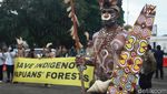 Bawa Tombak dan Panah, Suku Awyu Papua Geruduk Istana Negara