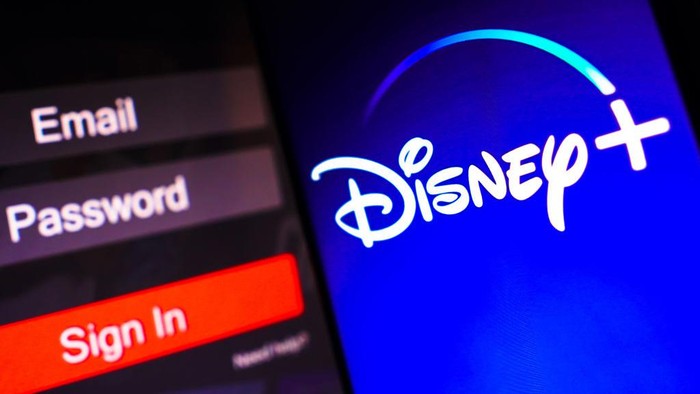 Disney menyatakan tengah menyusun rencana untuk menggenjot keuntungan pada layanan Disney+. Keputusan ini diperkirakan akan membuat para pelanggannya tidak senang.
